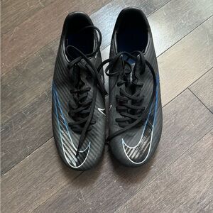 Nike Men's Black and Blue Athletic Shoes